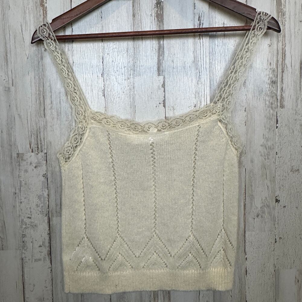 NWT ASTR the Label Arlie Lace Sweater Tank Large Wool Alpaca Romantic Coquette - Picture 3 of 9